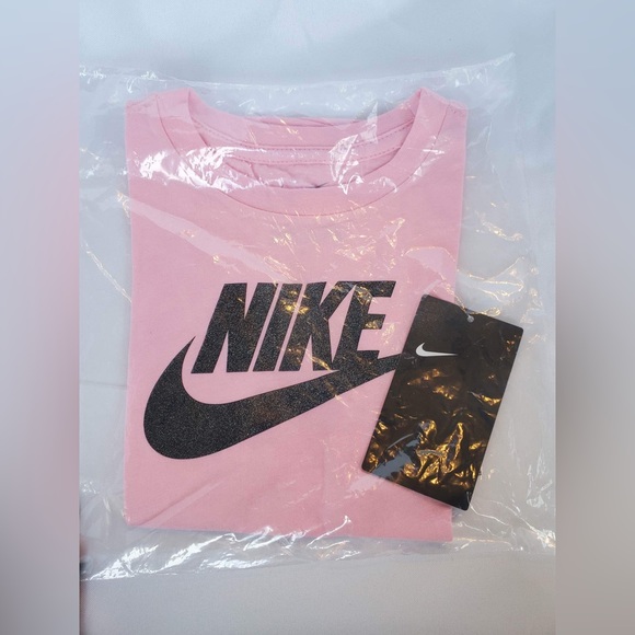 Nike Other - Nike pink shirt